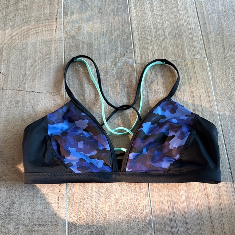 Athleta Blue Floral Strappy Bikini Top with Black Trim - Picture 7 of 15